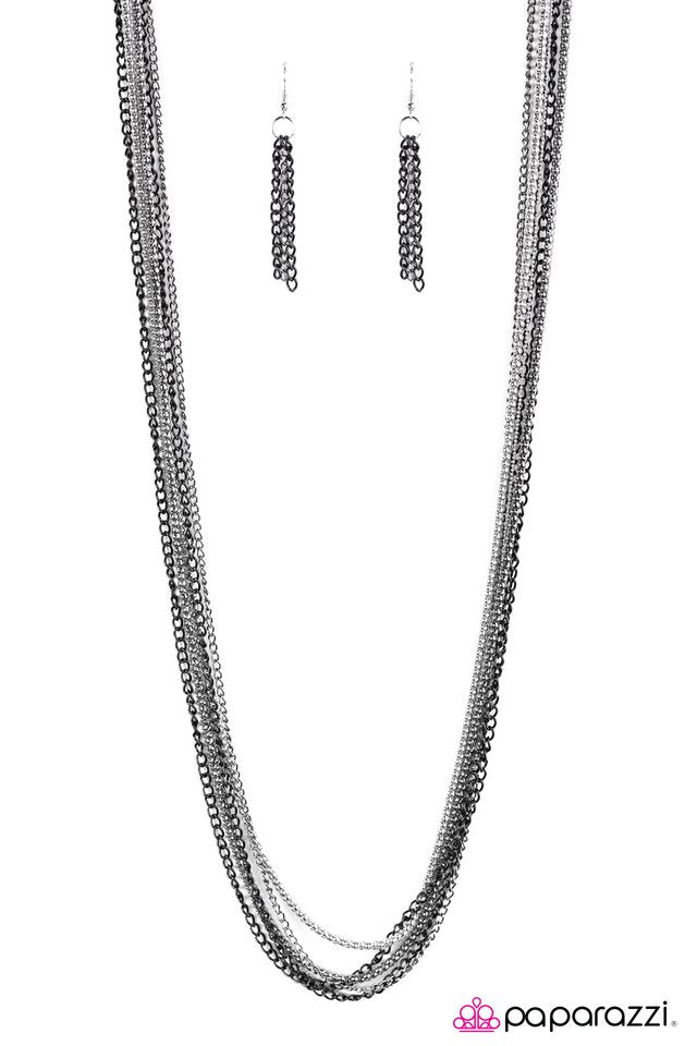 Paparazzi ♥ Colorful Calamity - Black ♥ Necklace