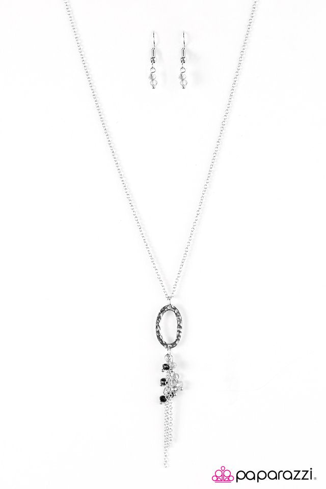 Paparazzi ♥ Summer Coast - Black ♥ Necklace