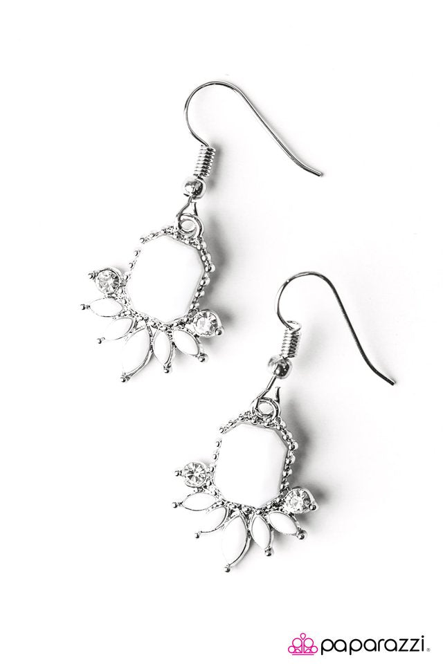 Paparazzi ♥ Portland Party - White ♥ Earrings