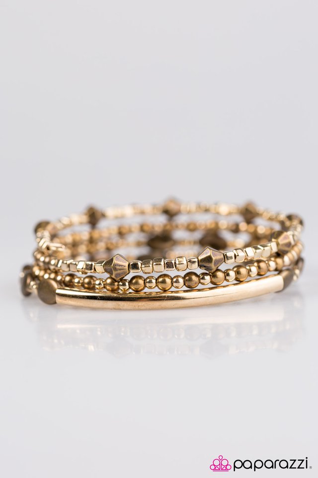 Paparazzi ♥ Metallic Mantra - Brass ♥ Bracelet