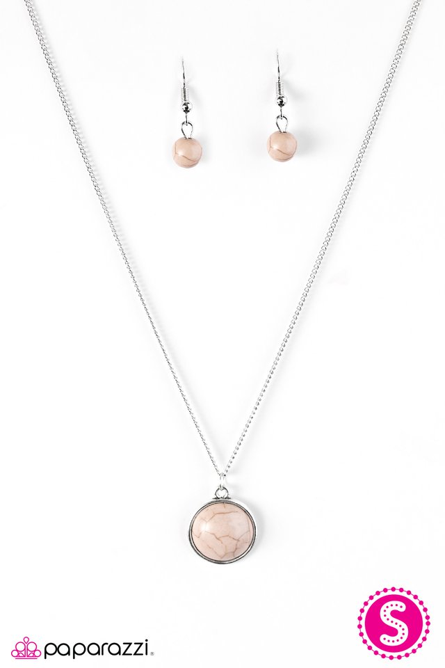 Paparazzi ♥ Sandstone Sunsets - Brown ♥ Necklace