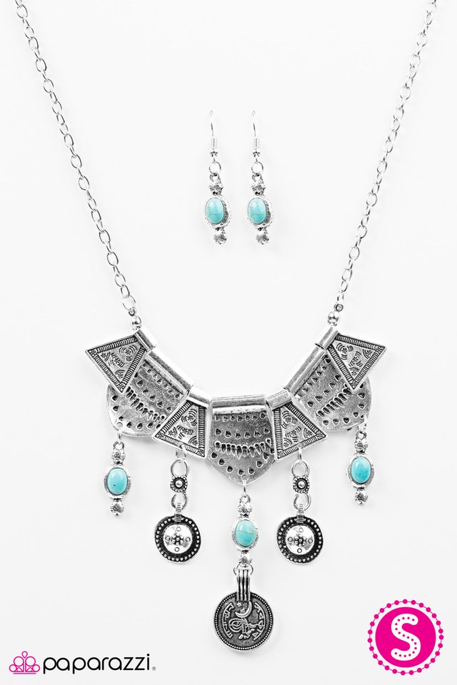 Paparazzi ♥ Paradise Princess - Blue ♥ Necklace