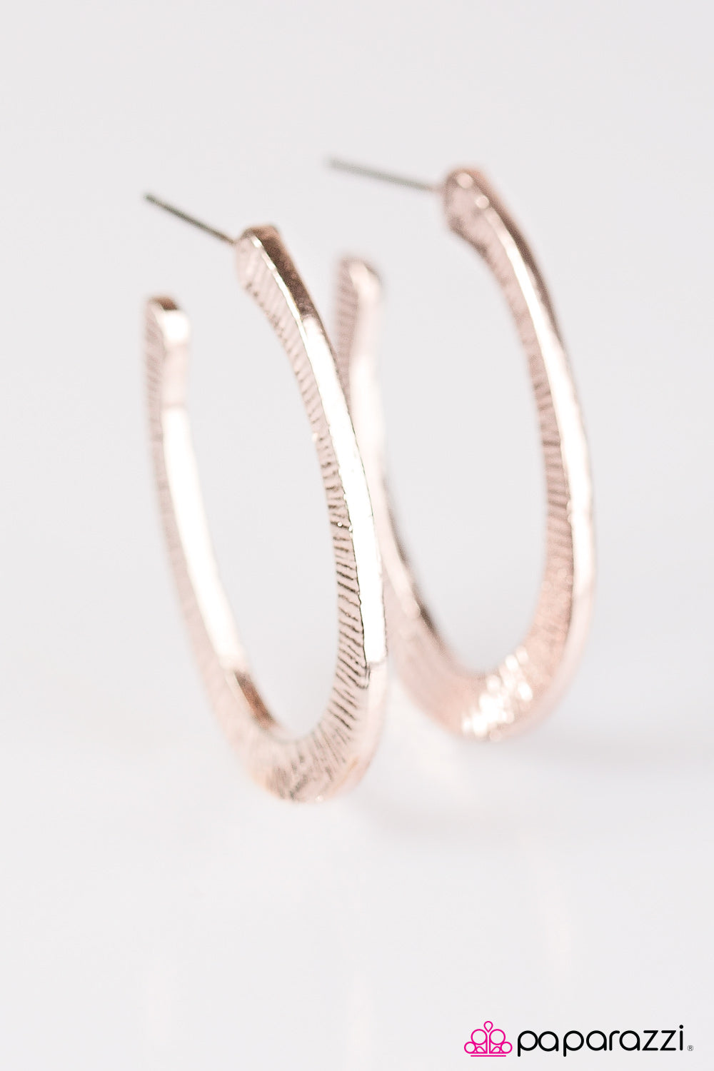 Paparazzi ♥ Dont Sweat the Small Stuff - Rose Gold ♥ Earrings