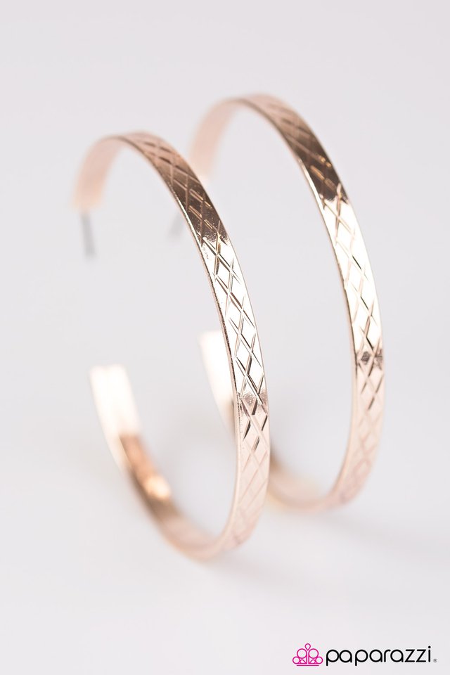 Paparazzi ♥ Safari Adventure - Rose Gold ♥ Earrings