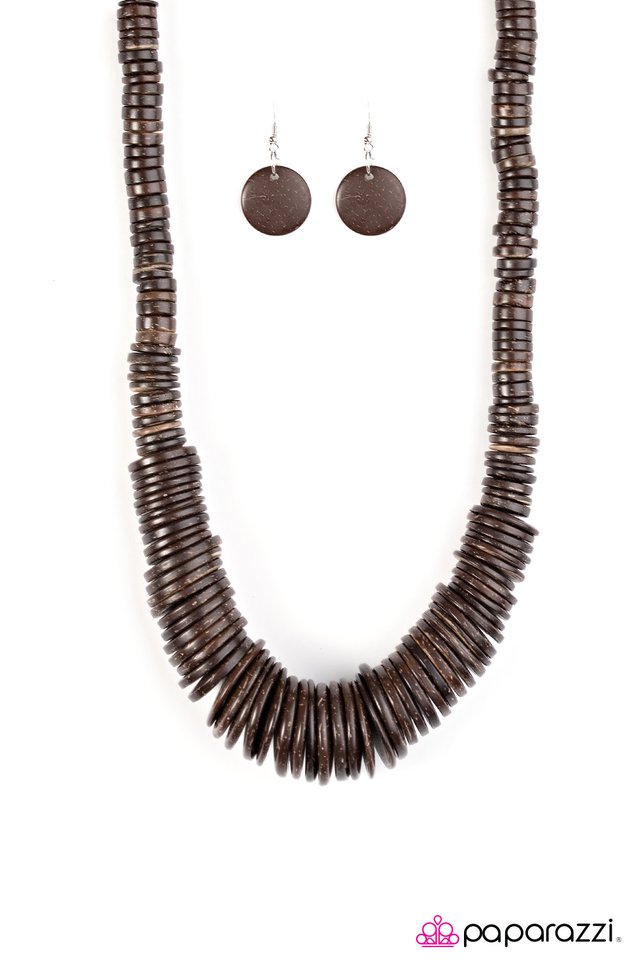 Paparazzi ♥ SHORE Thing - Brown ♥ Necklace