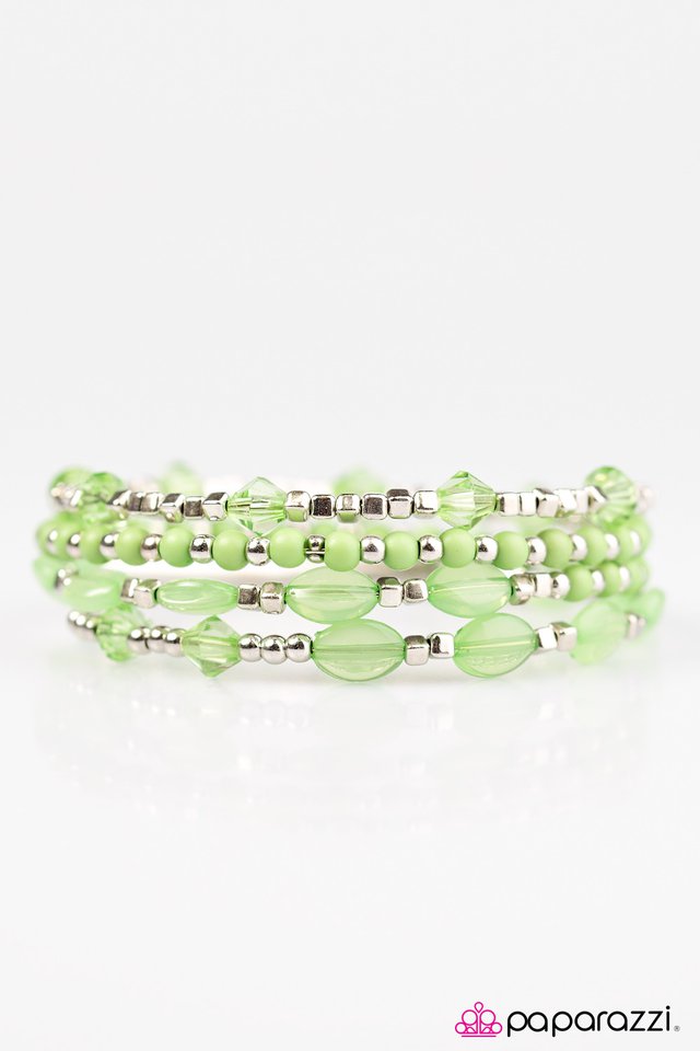Paparazzi ♥ Tiki Twist - Green ♥ Bracelet
