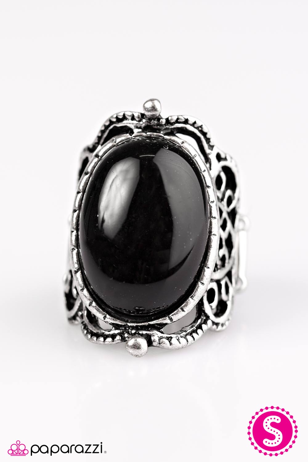 Paparazzi ♥ Fairytales Do Come True - Black ♥ Ring