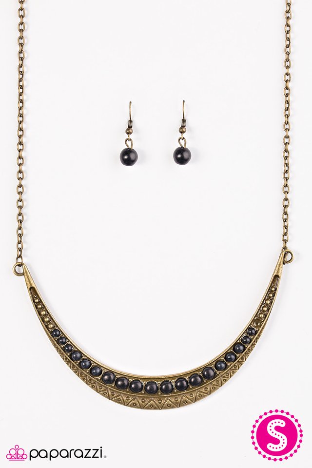 Paparazzi ♥ Desert Drifter - Brass ♥ Necklace