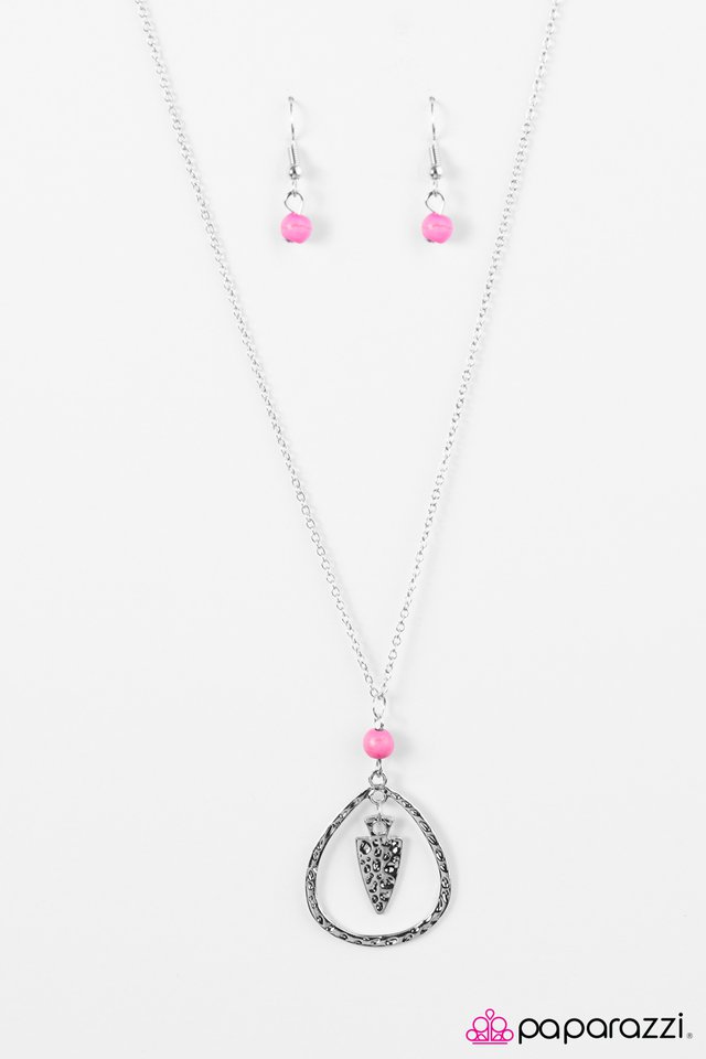 Paparazzi ♥ A Free SPEAR-it - Pink ♥ Necklace