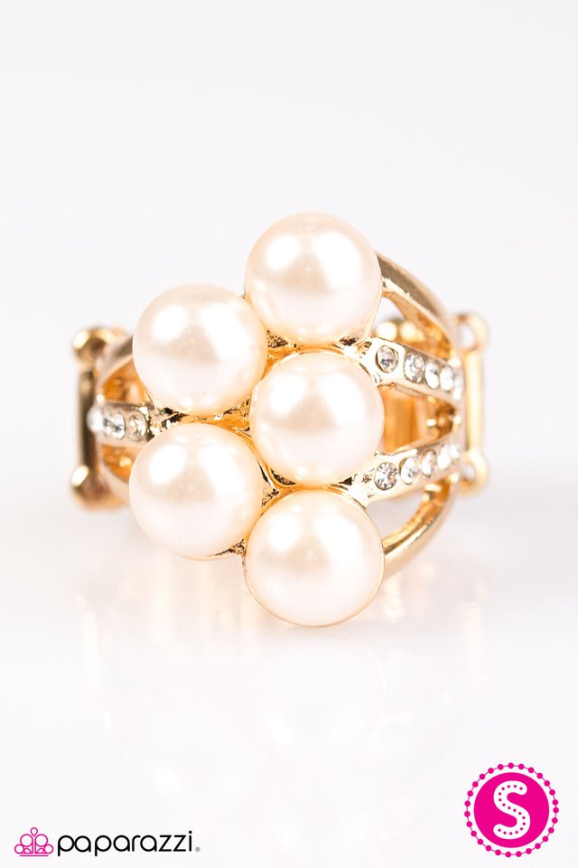 Paparazzi ♥ Can You Keep A SEA-cret? - Gold ♥ Ring