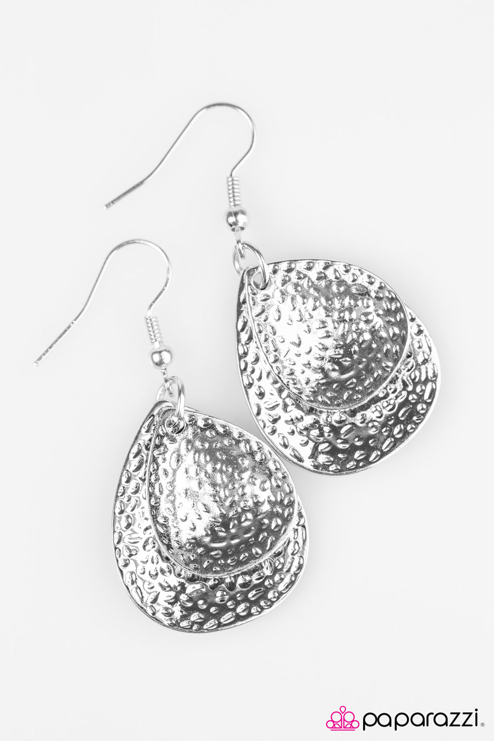 Paparazzi ♥ Reel Em In! - Silver ♥ Earrings