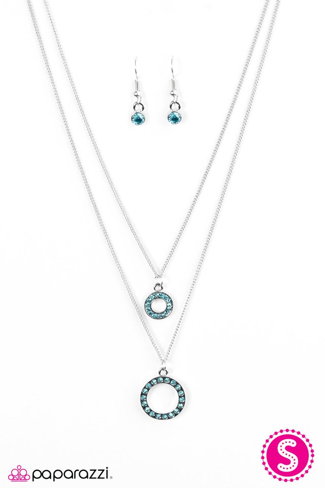 Paparazzi ♥ Looks Like Radiance - Blue ♥ Necklace