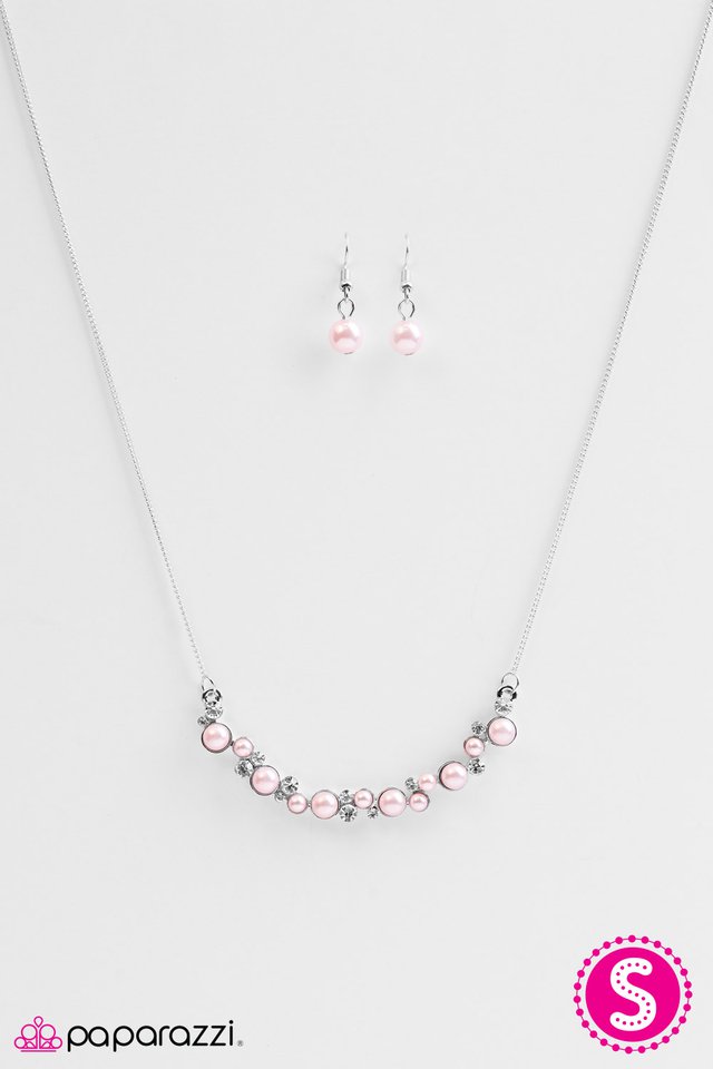 Paparazzi ♥ Commander In SPARKLE - Pink ♥ Necklace