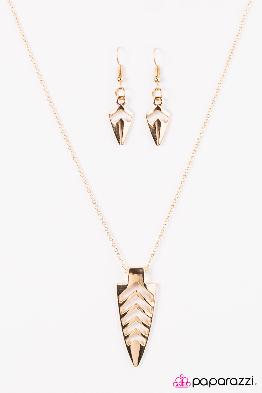 Paparazzi ♥ Fighting SPEAR-it - Gold ♥ Necklace