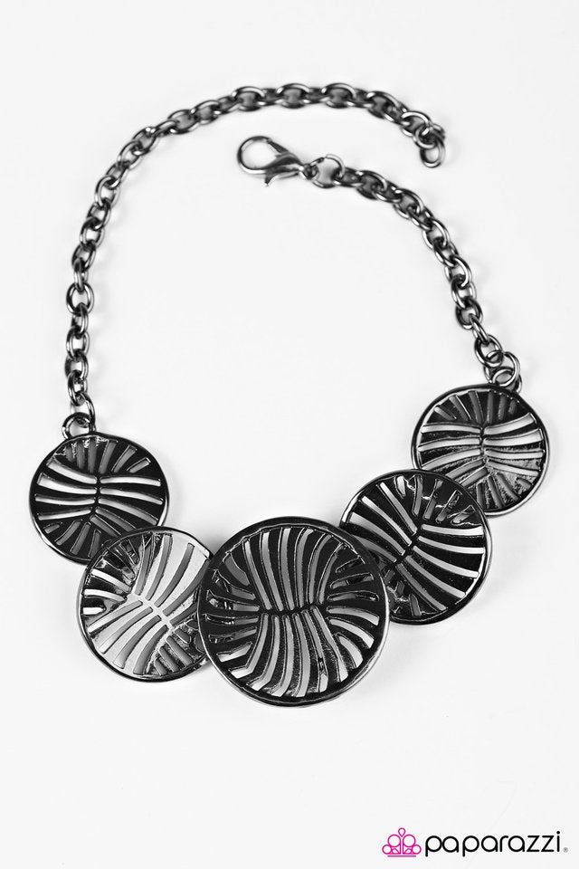 Paparazzi ♥ Keep Ballin - Black ♥ Bracelet