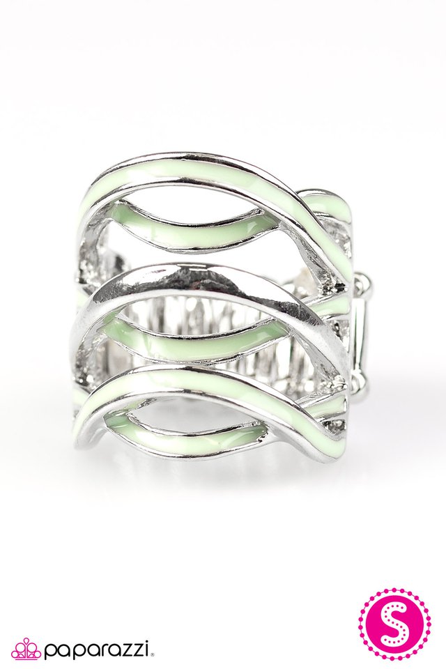 Paparazzi ♥ Jet Stream - Green ♥ Ring