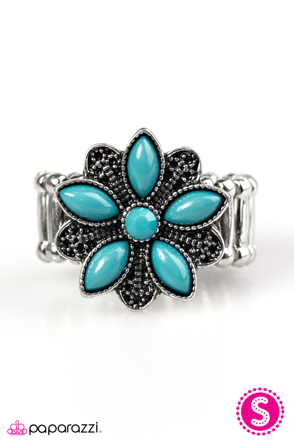 Paparazzi ♥ How DAISY Is That? - Blue ♥ Ring