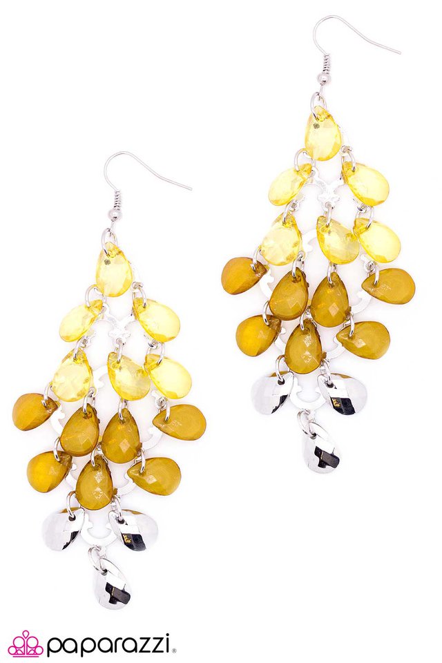 Paparazzi ♥ Hey Ombre! - Yellow ♥ Earrings