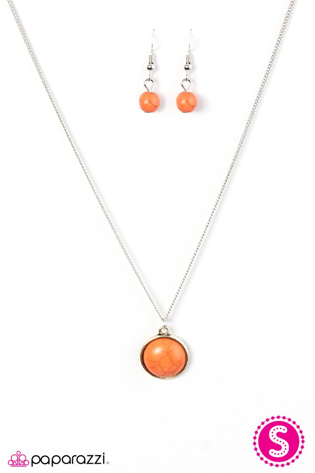 Paparazzi ♥ Sandstone Sunsets - Orange ♥ Necklace