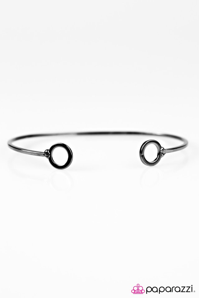 Paparazzi ♥ Urban Refinement - Black ♥ Bracelet