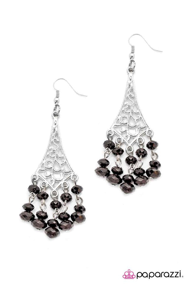Paparazzi ♥ Feeling Flirty - Black ♥ Earrings