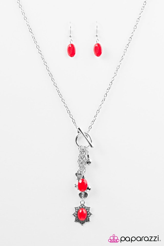Paparazzi ♥ Love Lullaby - Red ♥ Necklace