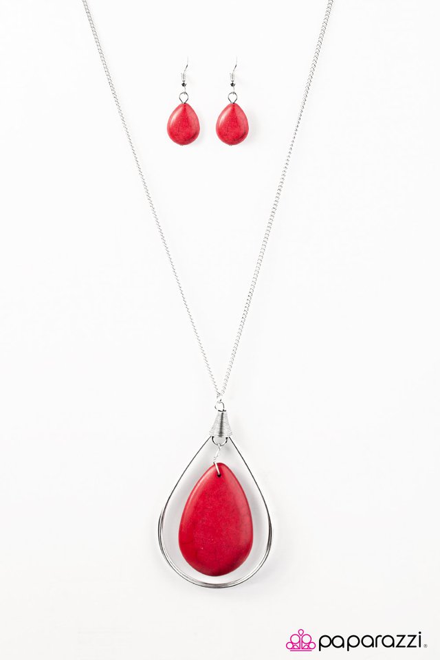 Paparazzi ♥ Desert Discovery - Red ♥ Necklace