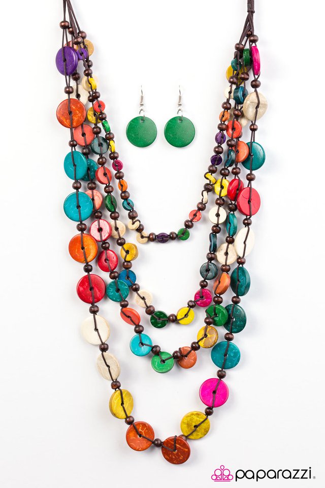 Paparazzi ♥ Fiji Flair - Multi ♥ Necklace