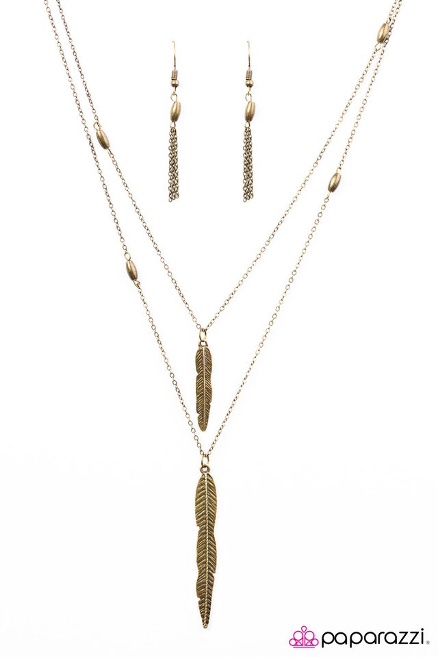 Paparazzi ♥ Feather Weather - Brass ♥ Necklace
