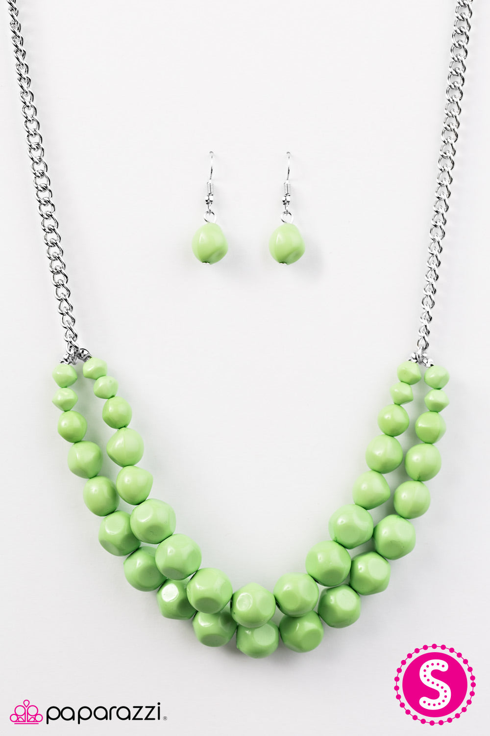 Paparazzi ♥ Parkview Picnic - Green ♥ Necklace