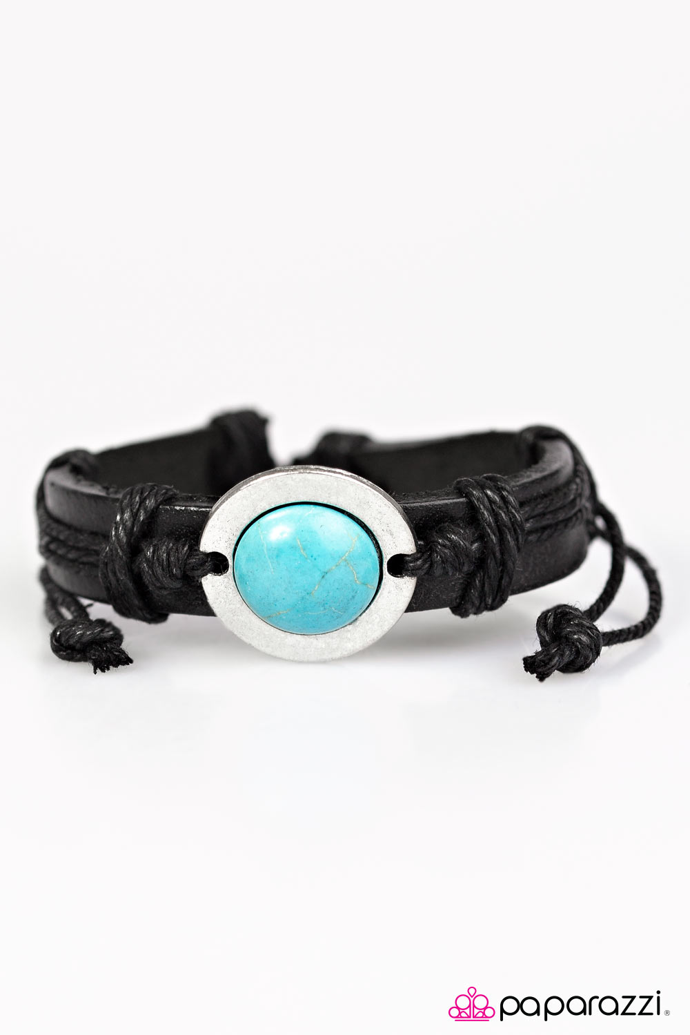 Paparazzi ♥ Hit The LANDMARK - Black ♥ Bracelet