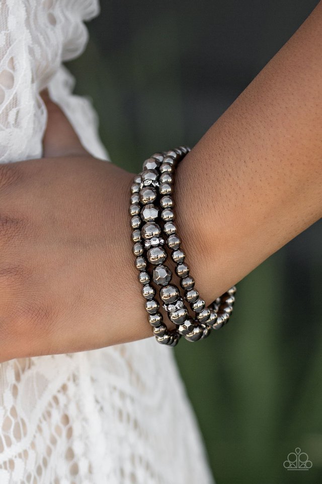 Paparazzi ♥ Diva Drama - Black ♥ Bracelet