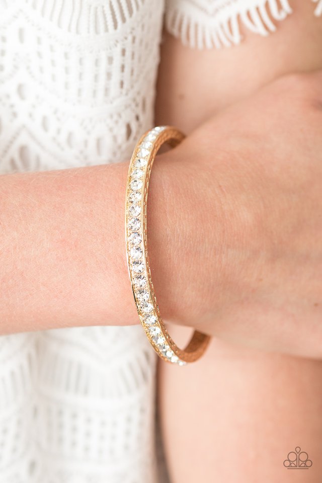 Paparazzi ♥ Laid-Back Luxury - Gold ♥ Bracelet