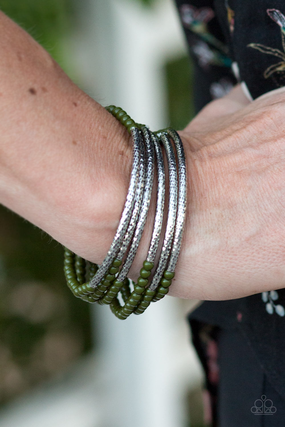 Paparazzi ♥ Yours, SHINE and Ours - Green ♥ Bracelet