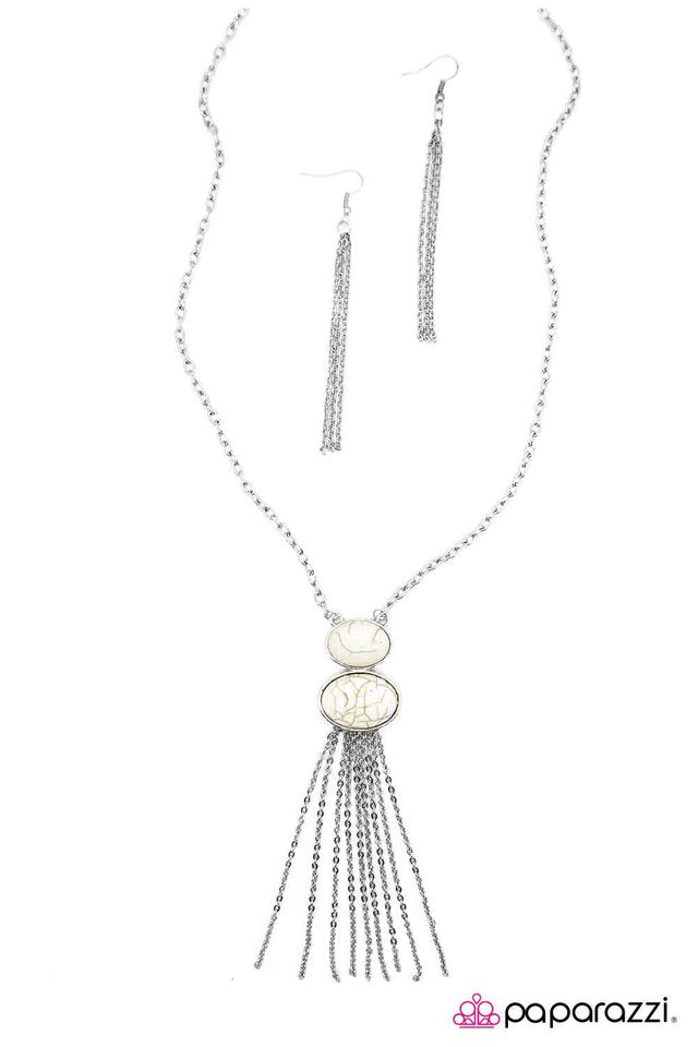Paparazzi ♥ Natural Instincts - White ♥ Necklace