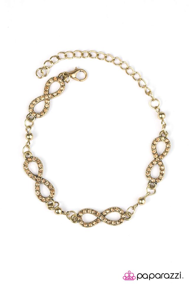 Paparazzi ♥ Time and Time Again - Brass ♥ Bracelet