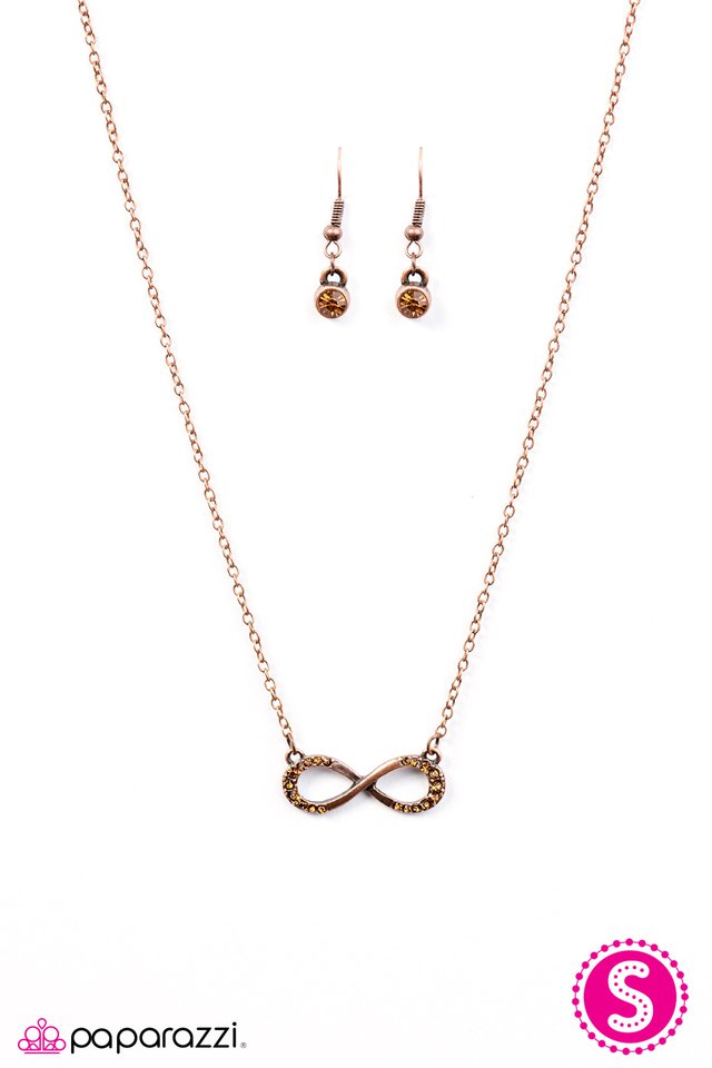 Paparazzi ♥ Forever Glamorous - Copper ♥ Necklace