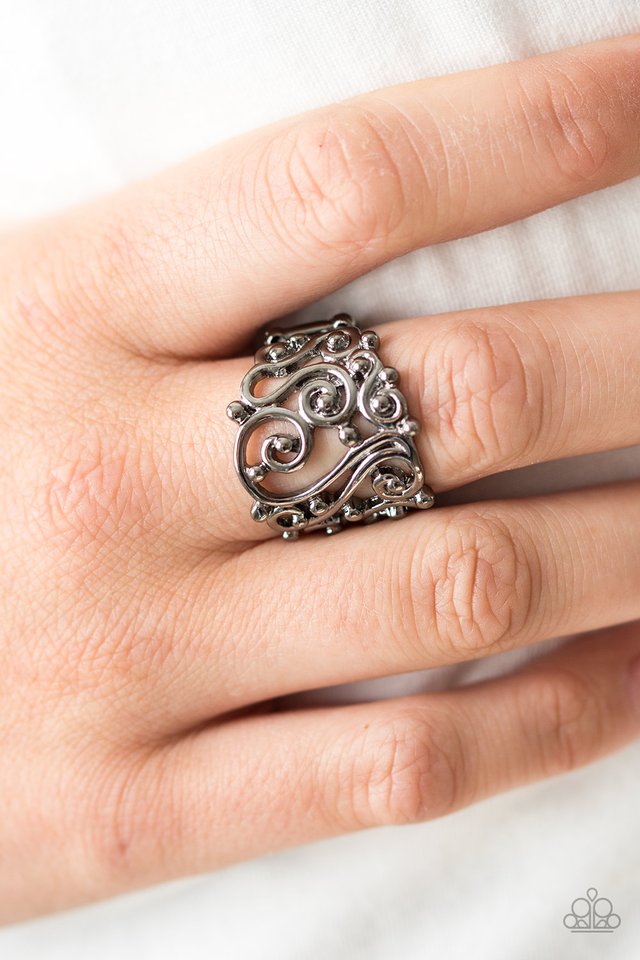 Paparazzi ♥ REGAL Advice - Black ♥ Ring