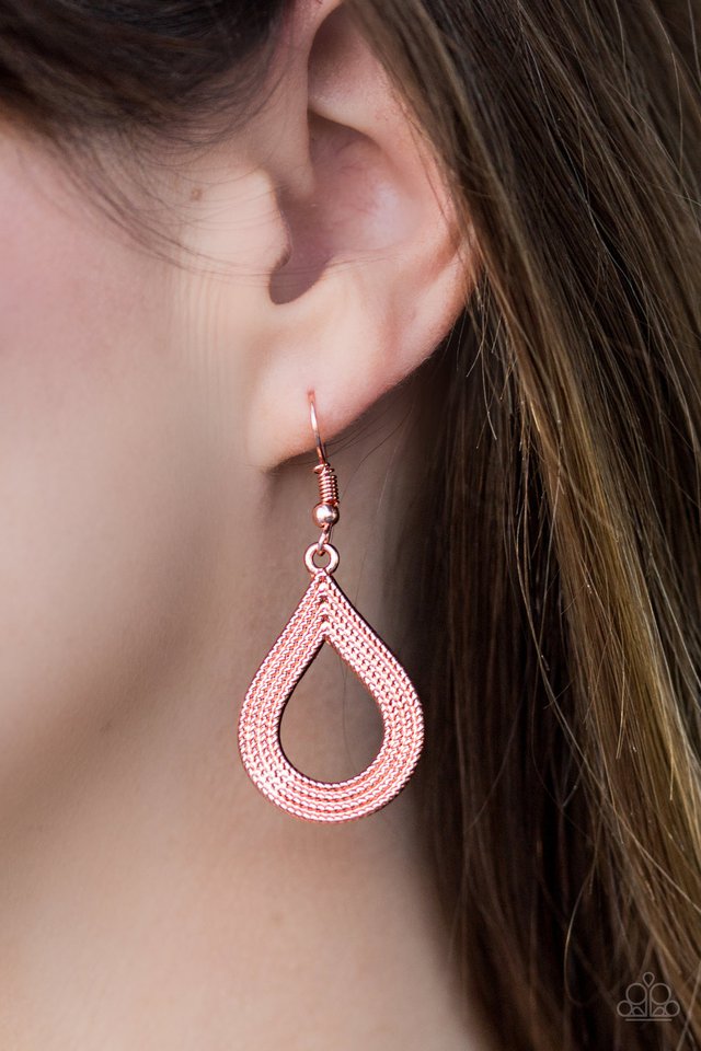 Paparazzi ♥ Give Me A GLINT! - Copper ♥ Earrings