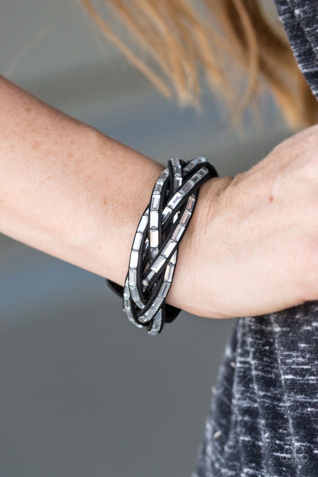 Paparazzi ♥ Rock Legend - Black ♥ Bracelet