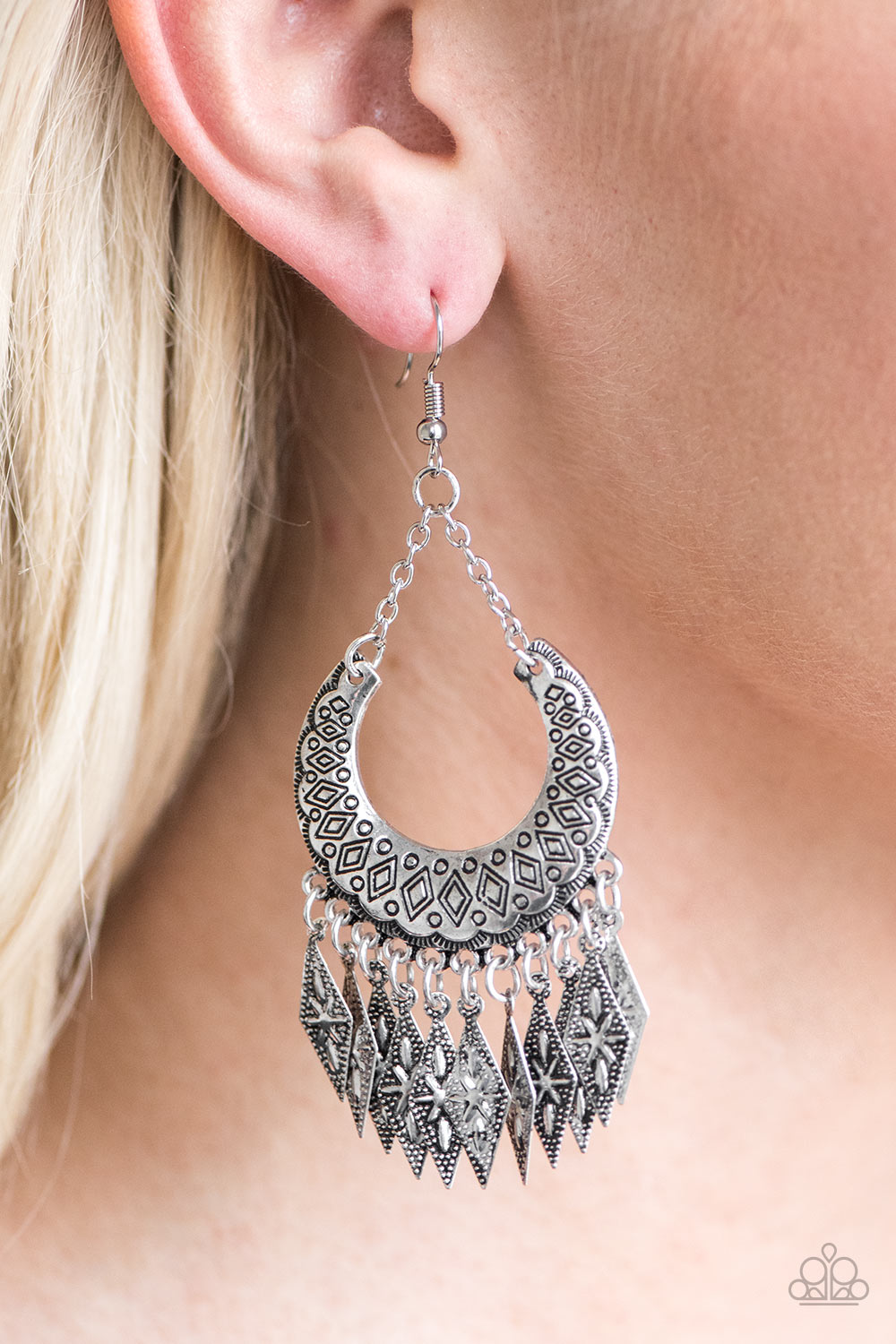 Paparazzi ♥ Westland - Silver ♥ Earrings