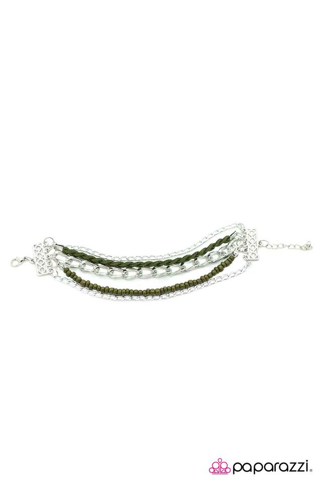 Paparazzi ♥ I Feel You - Green ♥ Bracelet