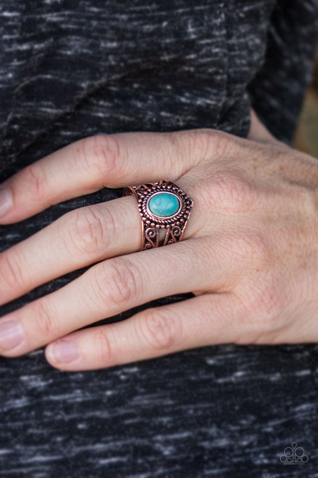 Paparazzi ♥ Chief of Chic - Copper ♥ Ring