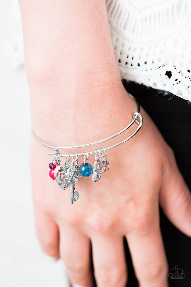 Paparazzi ♥ Locked On - Multi ♥ Bracelet
