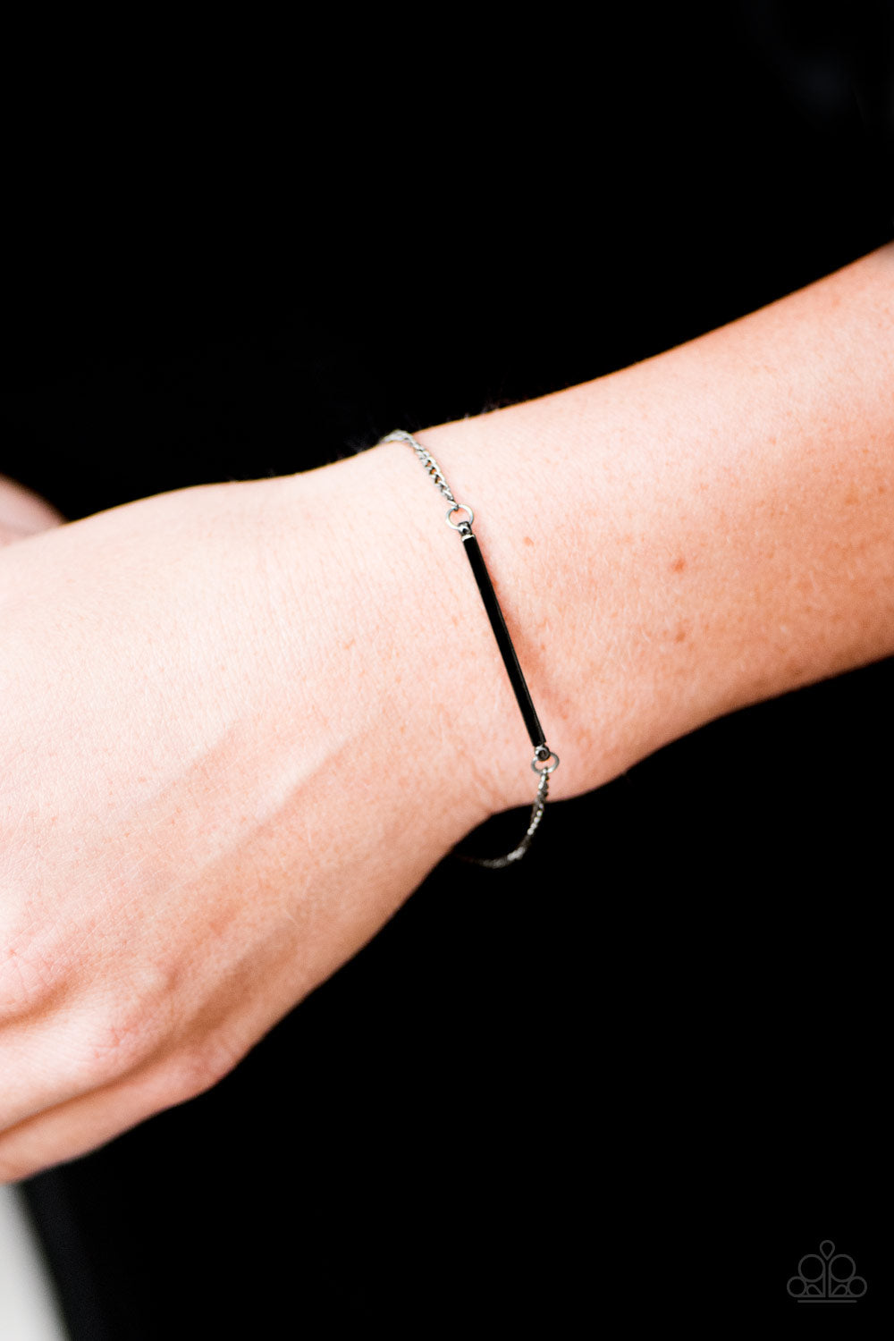 Paparazzi ♥ Simple Shimmer - Black ♥ Bracelet
