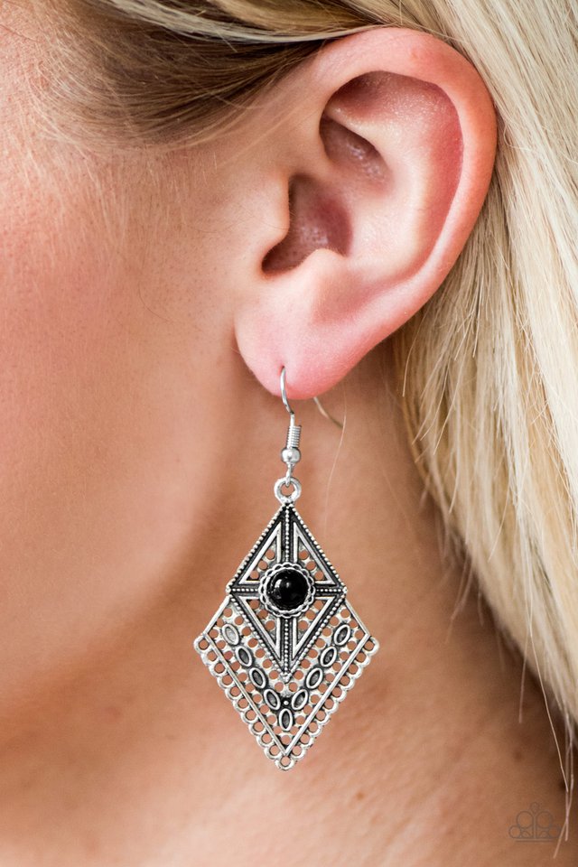 Paparazzi ♥ Paradise ISLANDER - Black ♥ Earrings