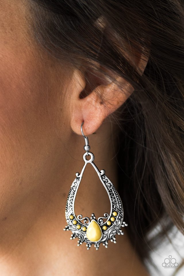 Paparazzi ♥ Living The WILDLIFE - Yellow ♥ Earrings