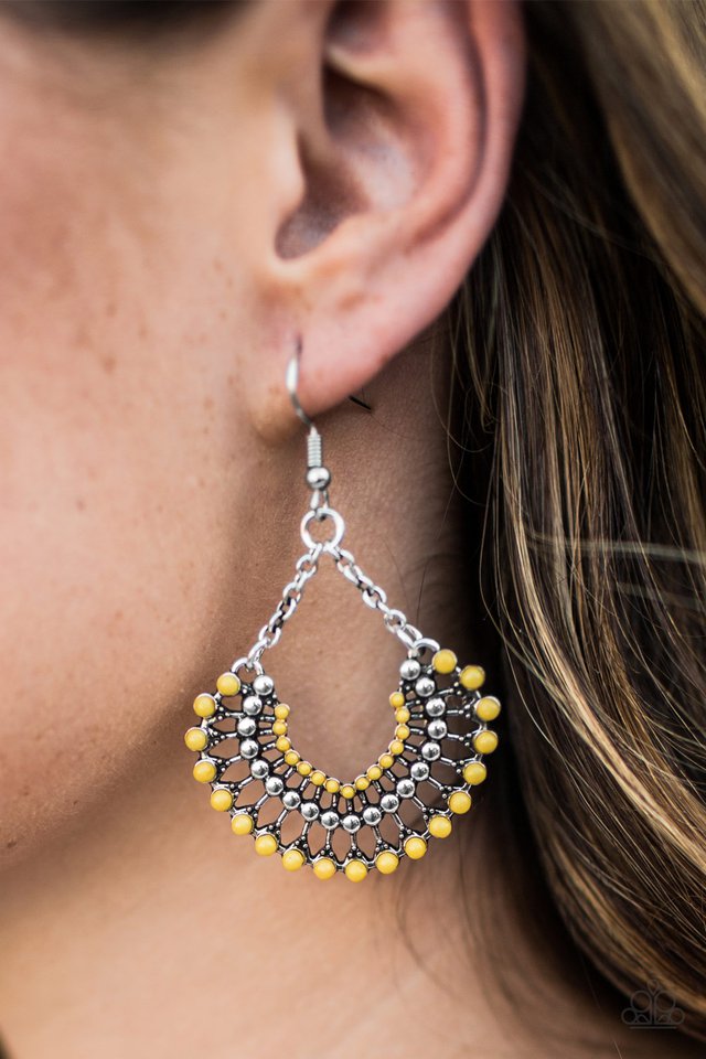 Paparazzi ♥ FAN Together - Yellow ♥ Earrings