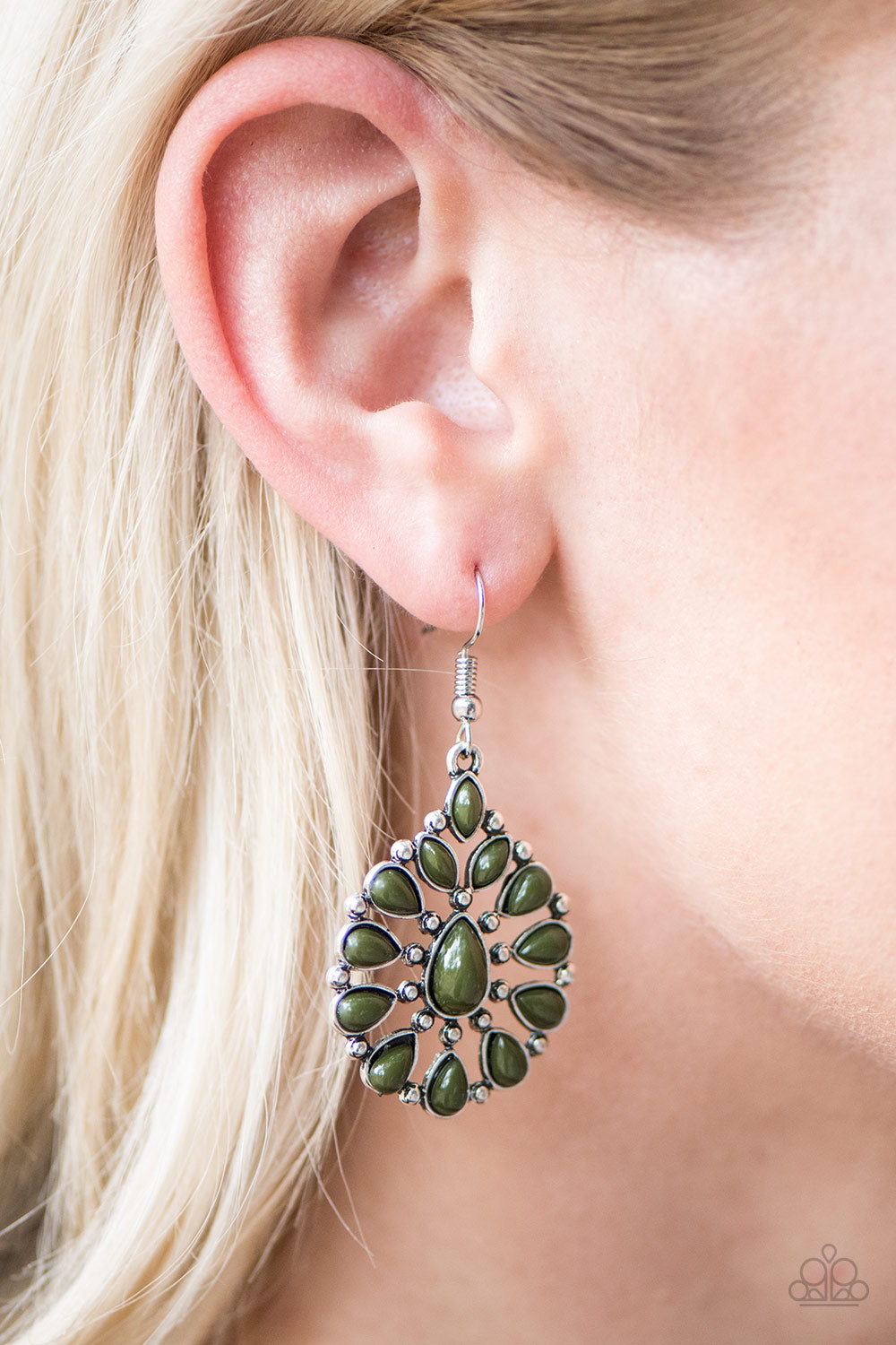 Paparazzi ♥ Wild Is My Favorite Color - Green ♥ Earrings