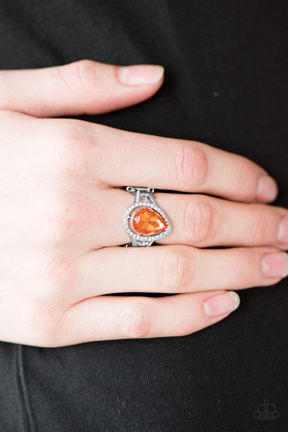 Paparazzi ♥ Grammy Grandeur - Orange ♥ Ring